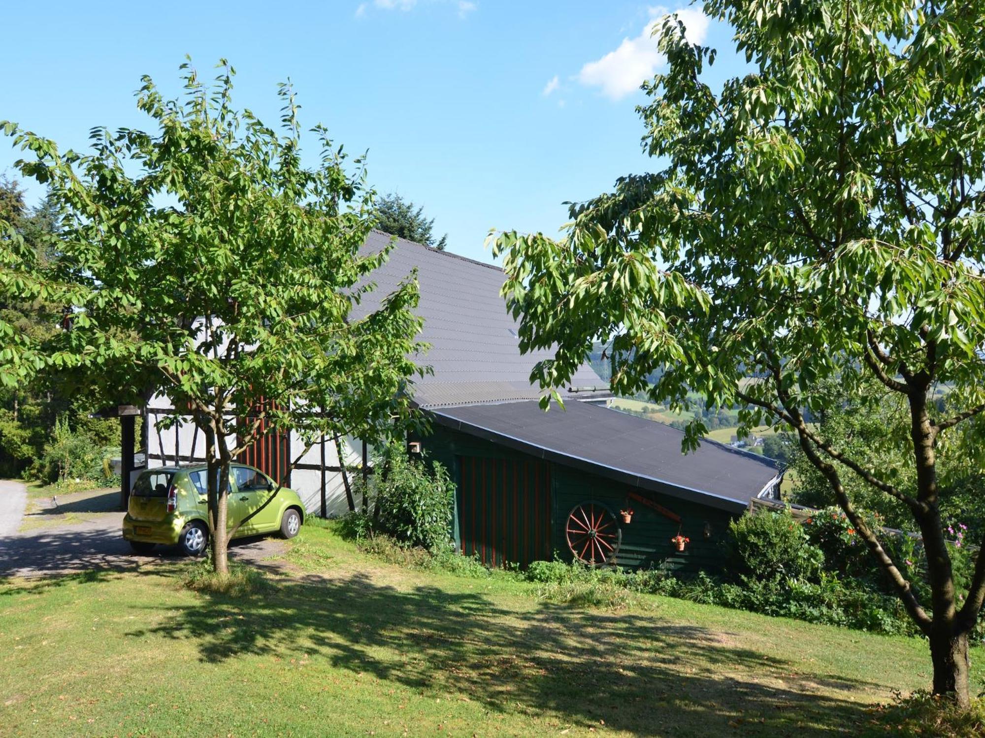 Cosy Apartment In Menkhausen Near The Ski Area Schmallenberg Exterior photo